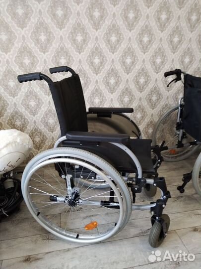Инвалидная коляска