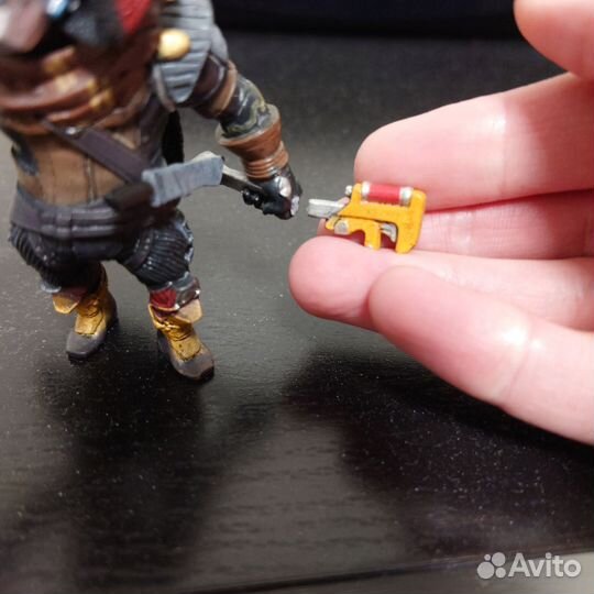 Фигурка Cayde-6 из игры Destiny с проблемой