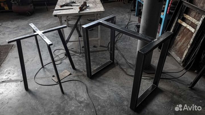 Подстолье из металла Loft