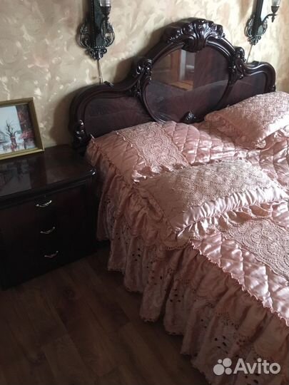 Спальный гарнитур Италия