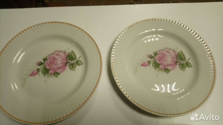 Набор тарелок