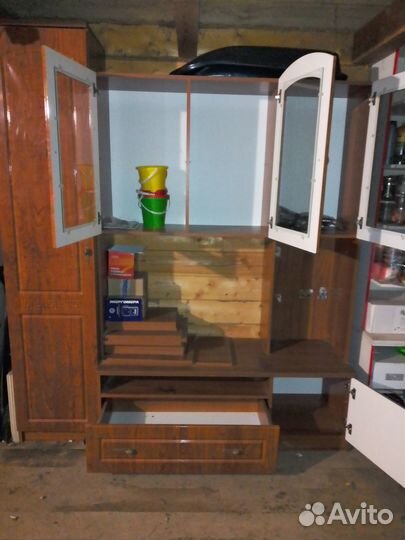 Стенка горка со шкафом в гостинную