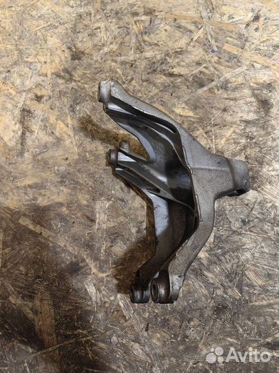 Кронштейн Двигателя Ауди А4 Б8 8K0199308AL