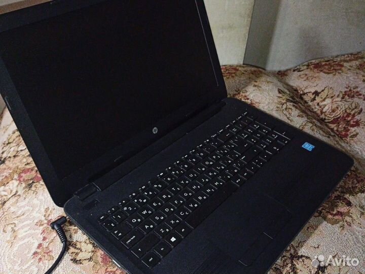 Ноутбук HP 15ay518ur