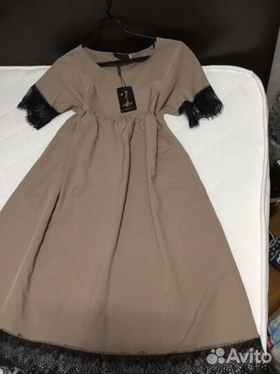 Платье новое 44 размер