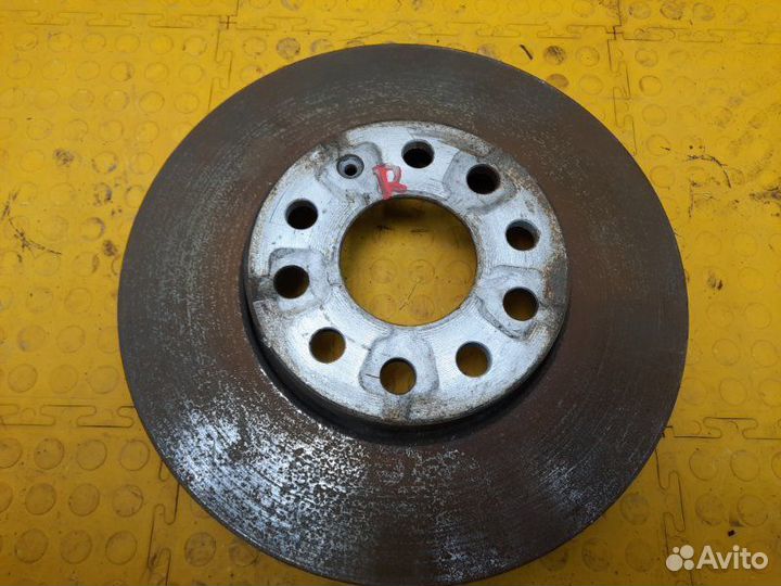 Диск тормозной передний Skoda Karoq djka 2020