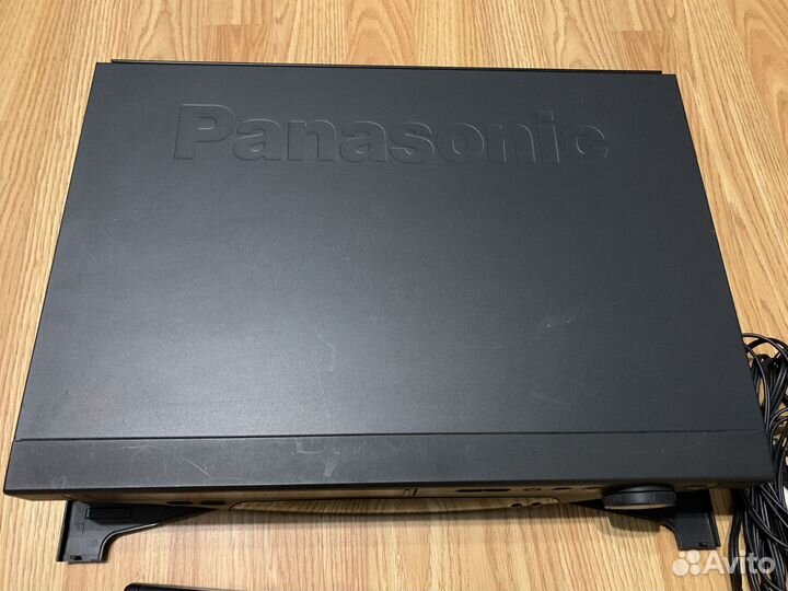 Видеомагнитофон Panasonic NV-HD650EE hifi стерео J