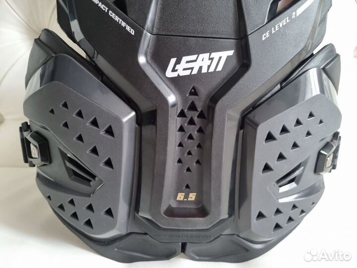 Панцирь Leatt Chest Protector 6.5 Pro Черный