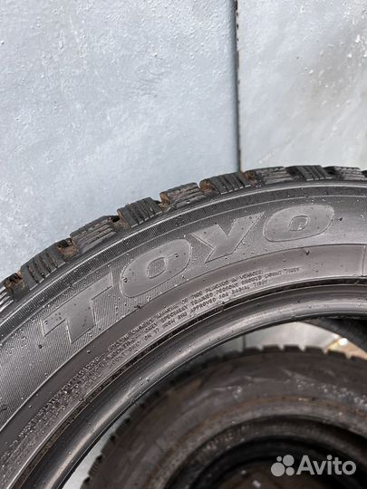 Toyo Observe G3-Ice 215/55 R17