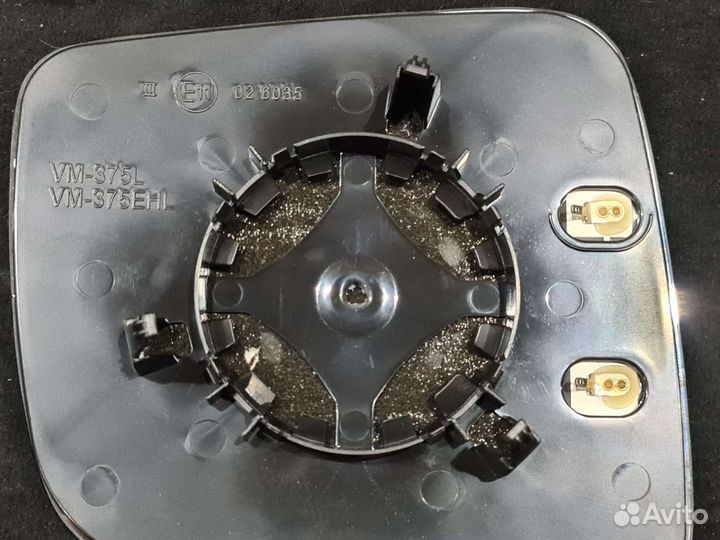 Зеркальный элемент левый Volkswagen Caddy