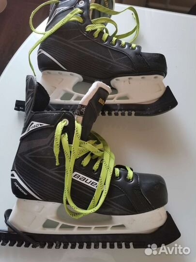 Хоккейные коньки bauer
