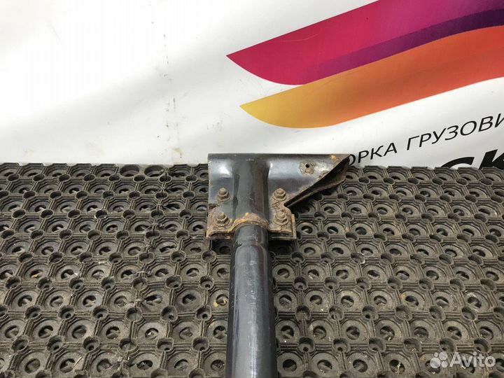 81416730110 Кронштейн спойлера бокового