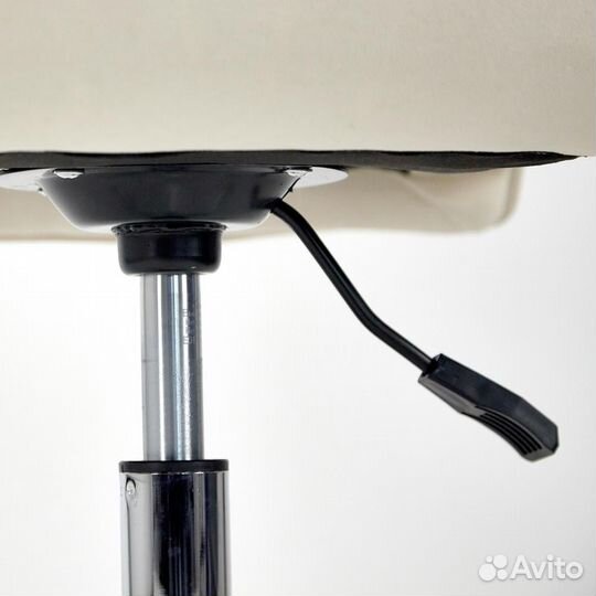 Стул компьютерный Zero флок, молочный, 4