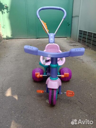 Детский трехколесный велосипед