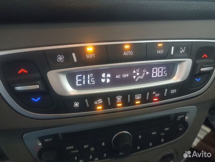 Блок управления климатом Renault Megane 3