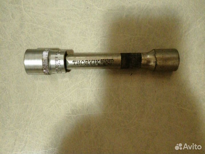 Баллоный ключ 19 mm