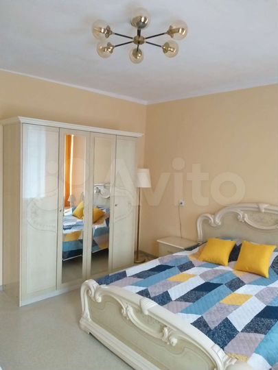 2-к. квартира, 54 м², 4/4 эт.