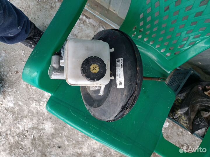 Вакуумный усилитель тормозов Opel Zafira