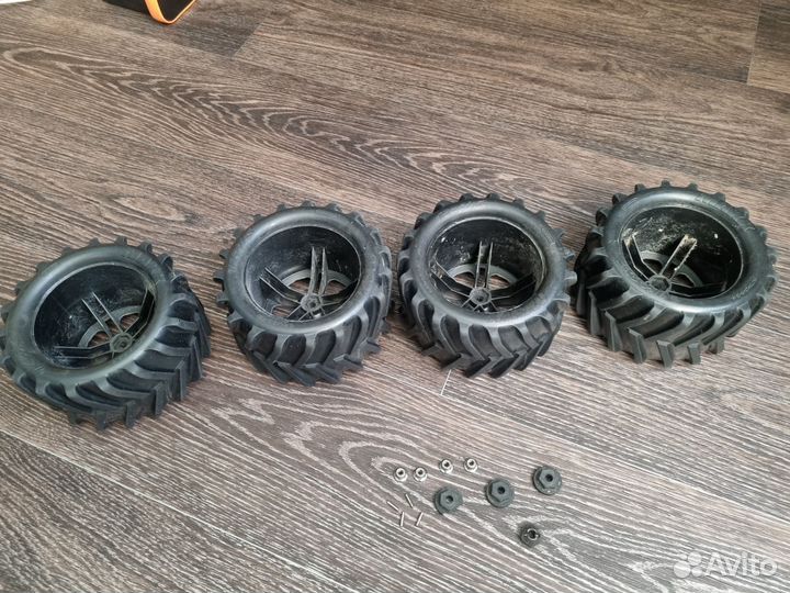 Колёса Traxxas E-maxx