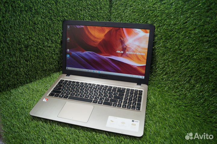 Как новый asus с 8 гигами и диском на терабайт