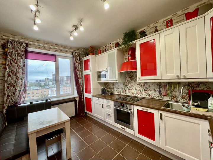 2-к. квартира, 77,5 м², 10/12 эт.