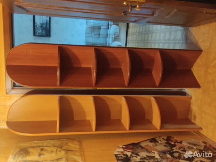 Полка настенная угловая