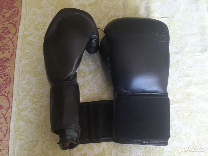 Боксерские перчатки ultimatum 14 oz