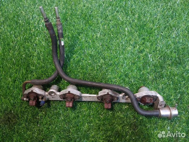 Топливная рампа Ford Galaxy 2.3 2000-2006