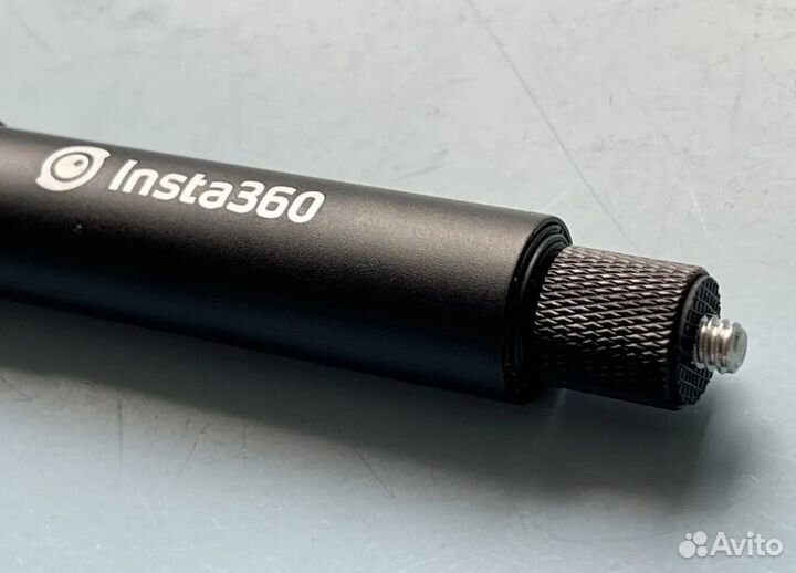 Универсальный монопод Insta360