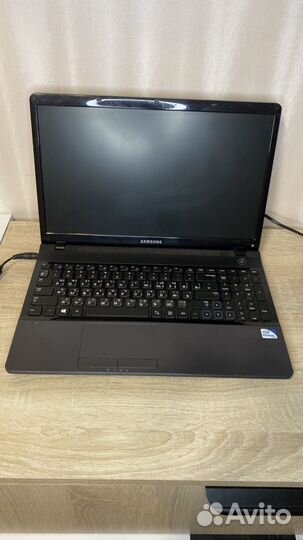 Ноутбук samsung np300e5c