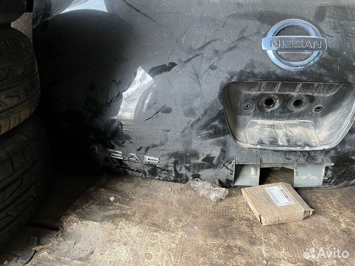 Nissan лиф крышка багажника