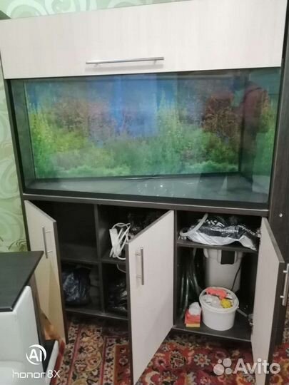 Аквариум угловой с тумбой