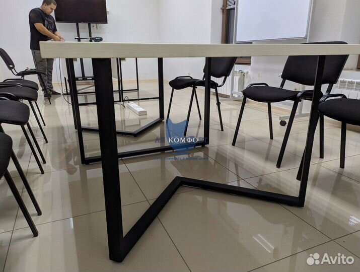 Мебель для офиса лофт