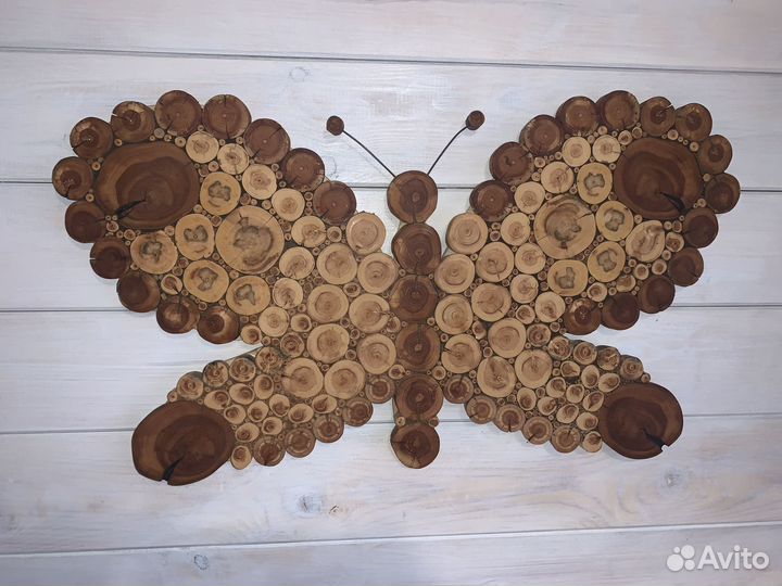 Панно из спилов дерева