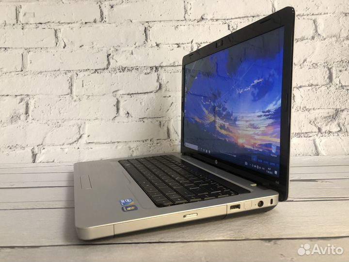 Ноутбук HP Core i3