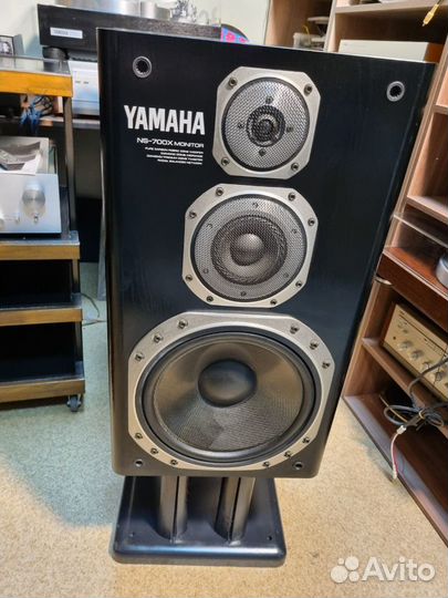 Акустика Yamaha ns-700x