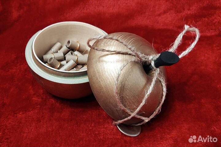 Золотое яблоко с пожеланиями