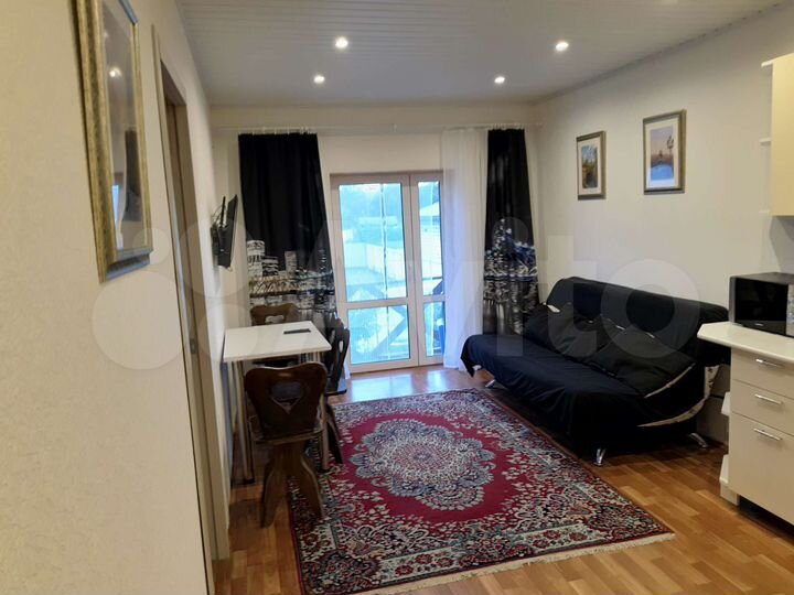 2-к. квартира, 50 м², 2/2 эт.