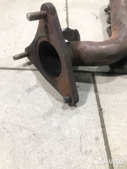 Выпускной коллектор левый Lexus Gs430 UZS190 3uzfe