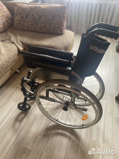 Инвалидная коляска складная бу