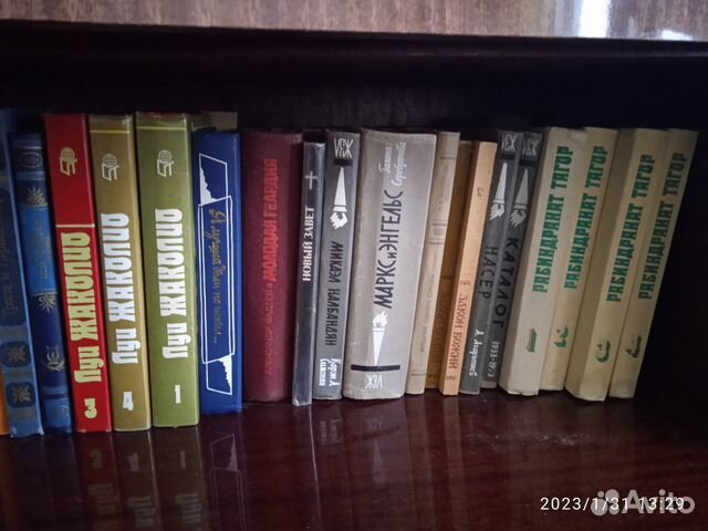 Художественные книги разные