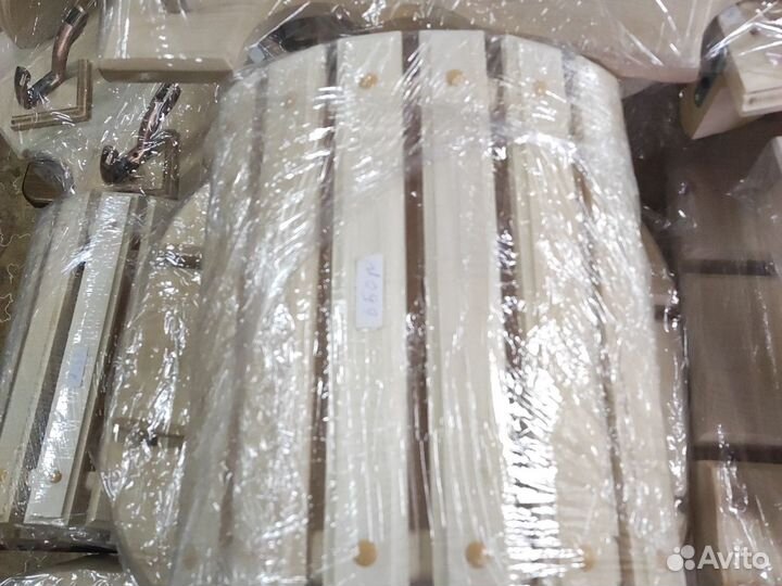 Лавки, вешалки для бани