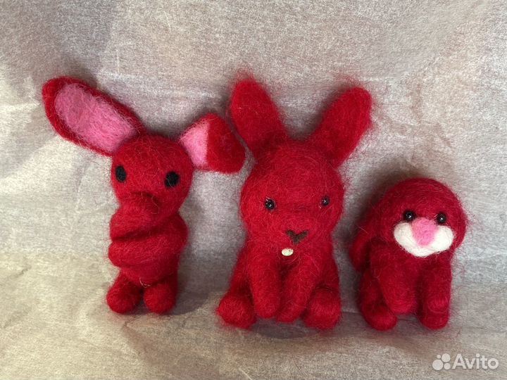 Игрушки из шерсти «Зайчики»
