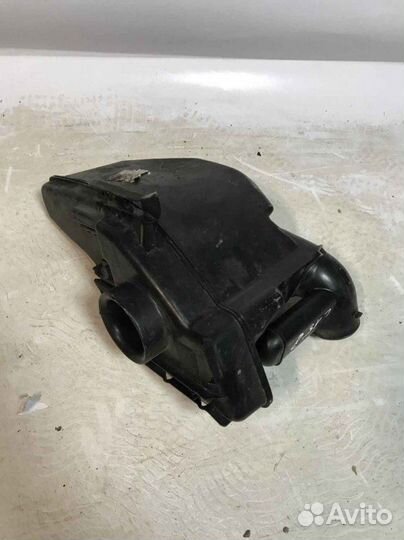 Резонатор воздушного фильтра Peugeot 308