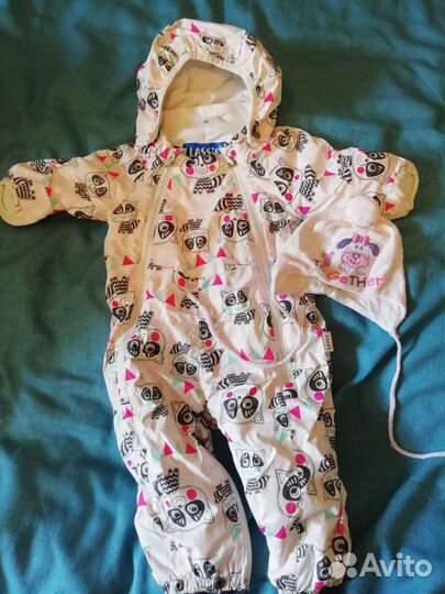 Комбинезон и шапочка на осень - весну