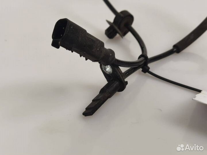 Датчик ABS задний Tesla Model X 2018 1037796-00-C