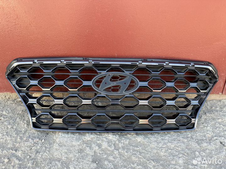 Решетка радиатора hyundai santa fe 4