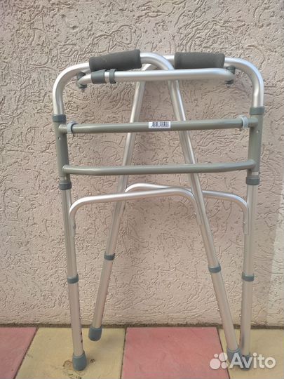 Ходунки для взрослых