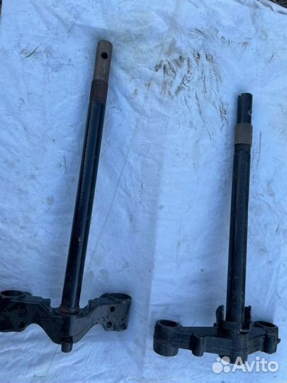 Пластик,стекла,вилки на скутер