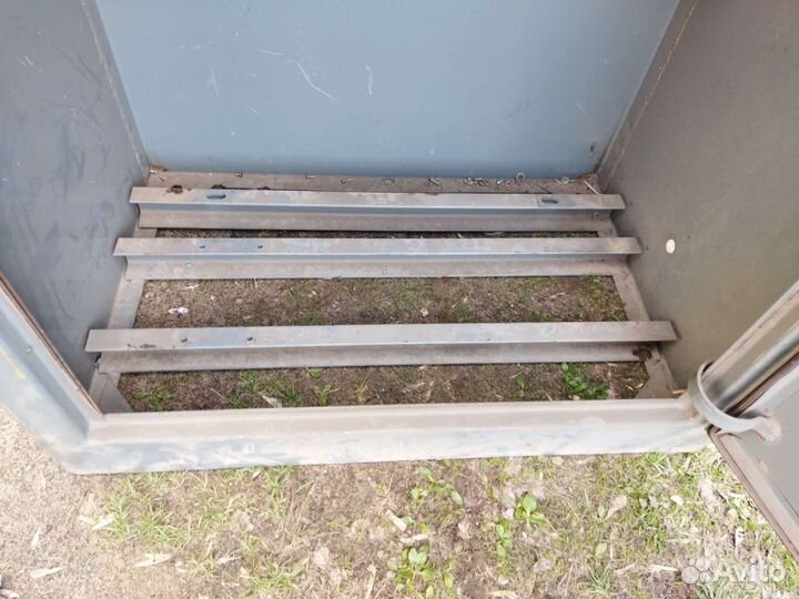 Шкаф металлический